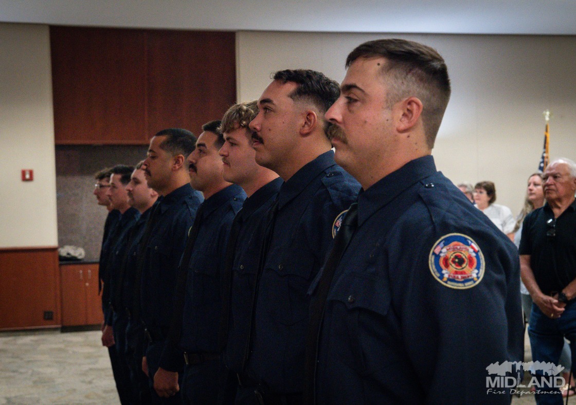 Midland fire recruit class 2502