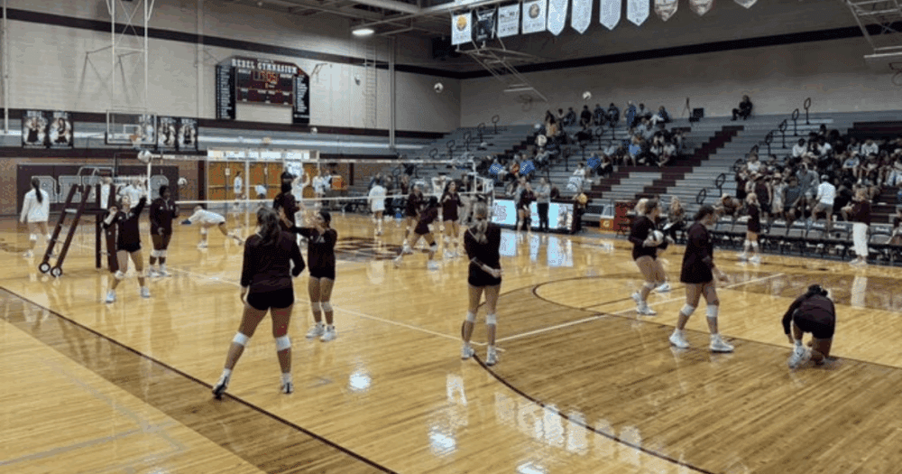 Legacy sweeps Frenship in tight district sets