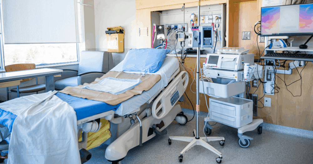 Hospital board to review quality and financial reports