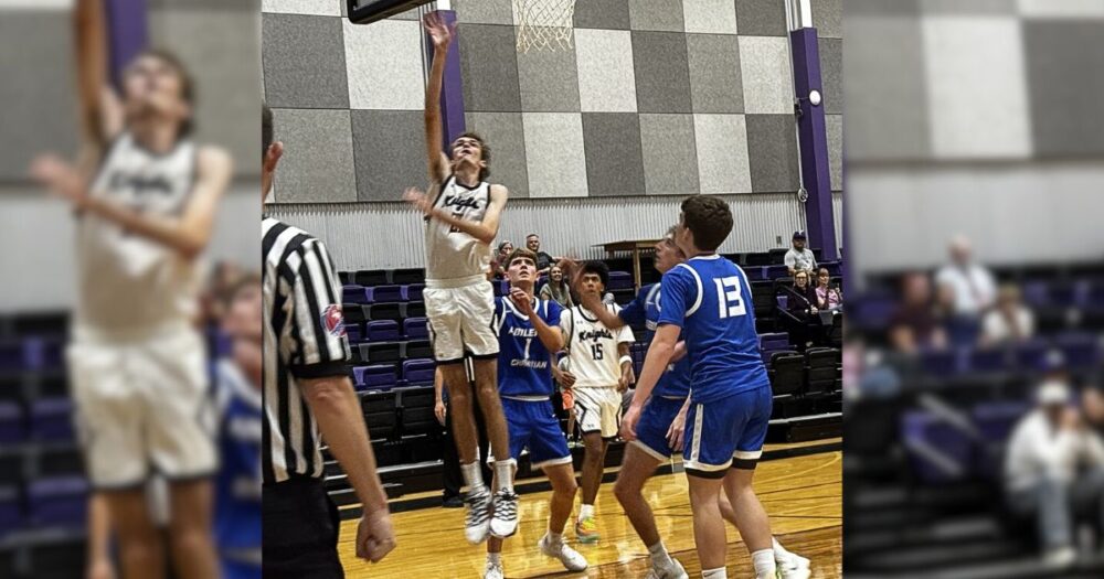 Knights top Abilene Christian 61–41