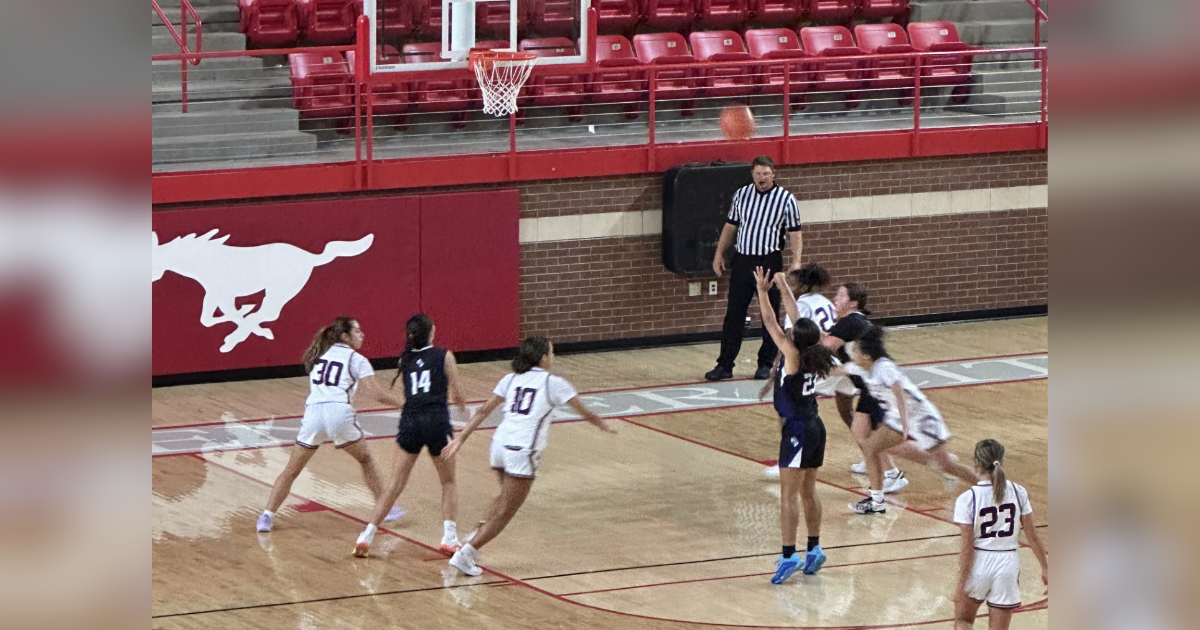 Lady Knights go 1-2 at Denver City Shootout
