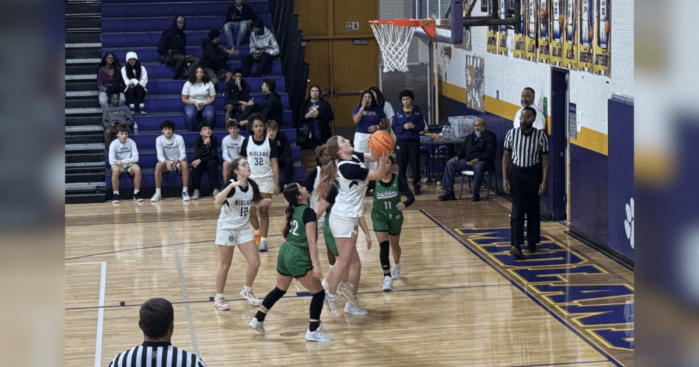 Lady Bulldogs top Monahans 71-38