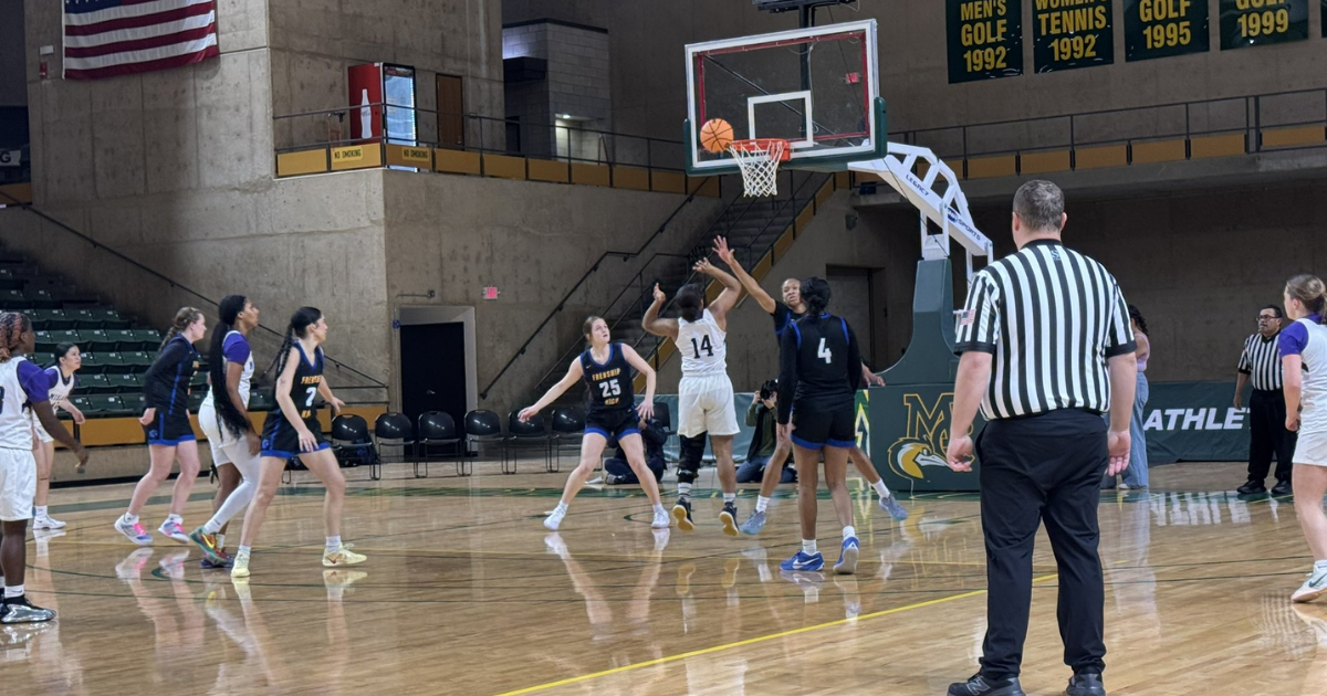 Lady Bulldogs fall to Frenship in district opener