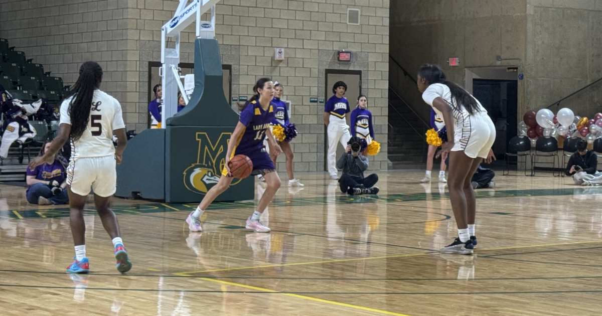 Lady Rebels earns 42–36 district win over Lady Bulldogs