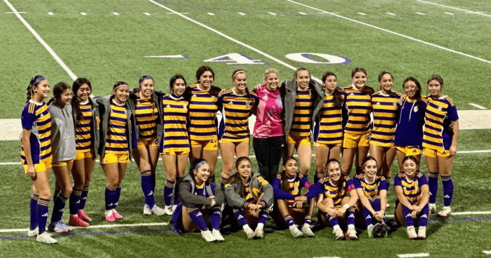 Lady Bulldogs eye strong finish in district play