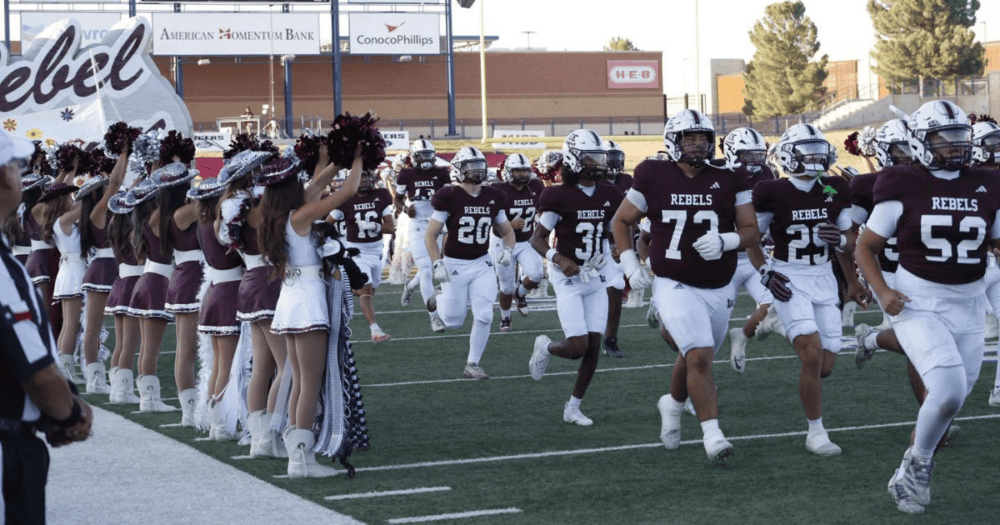 Lee holds off Liberty Hill 28-21 for Homecoming win